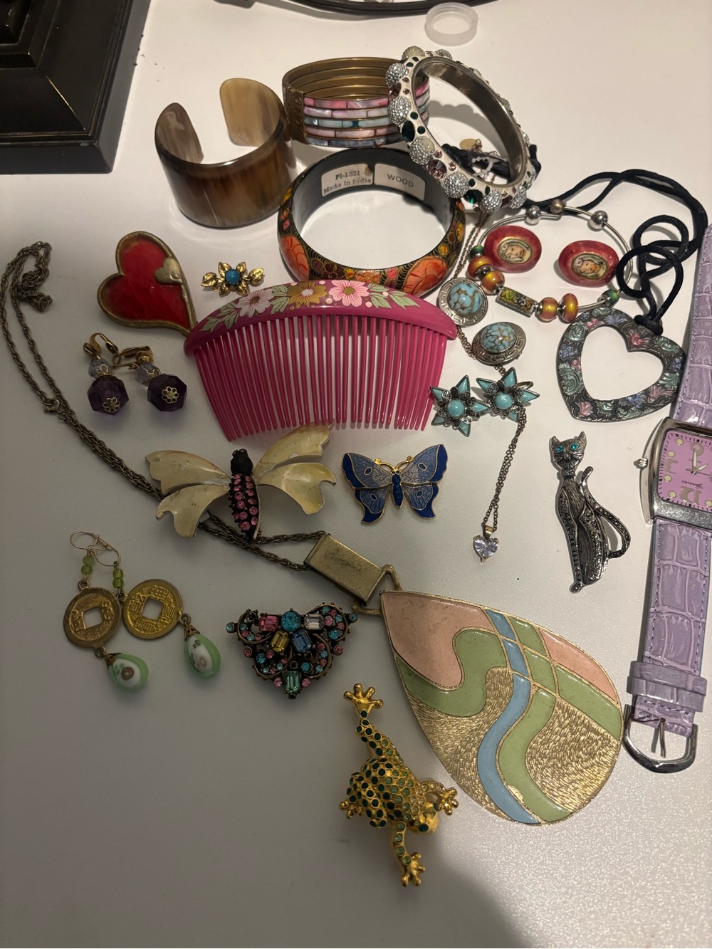Vintage jewelry lot
